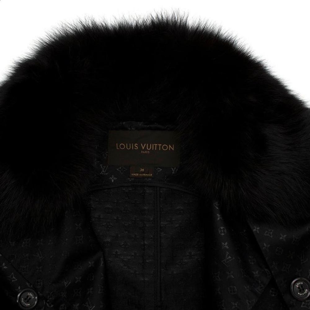LOUIS VUITTON MONOGRAM TRENCH COAT - Picture 3 of 7